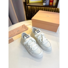 Miu Miu Casual Shoes